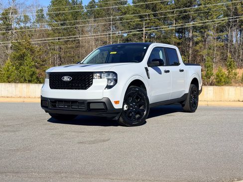 New 2026 Ford Maverick XLT w/ XLT Luxury Package image 1