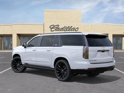 New 2026 Cadillac Escalade ESV Platinum Sport AWD/4WD image 3