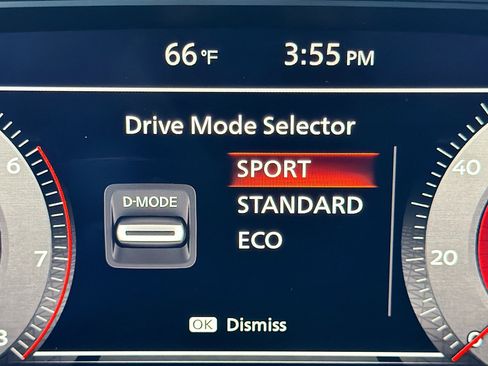 Used 2025 Nissan Rogue Platinum image 29