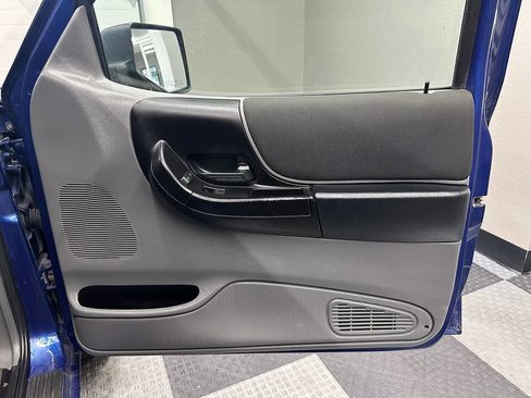 Used 2011 Ford Ranger XLT image 18