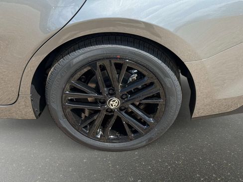New 2026 Toyota Camry SE FWD image 10