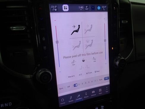 New 2026 RAM 1500 4x4 Crew Cab image 35