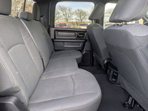 Used 2024 RAM 3500 Tradesman w/ Chrome Appearance Group image 27