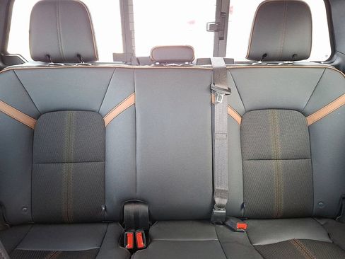 Used 2024 GMC Canyon AT4 AWD/4WD image 20