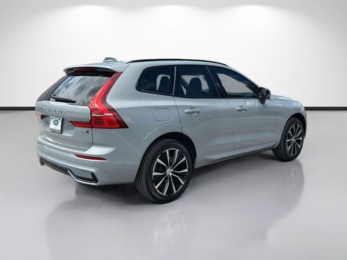 Used 2025 Volvo XC60 B5 Plus w/ Protection Package Premier AWD/4WD image 5
