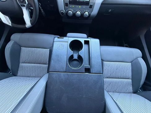 Used 2017 Toyota Tundra SR5 AWD/4WD image 48