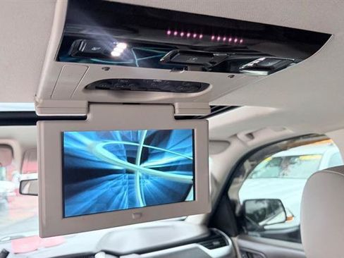 Used 2016 Chevrolet Tahoe LTZ AWD/4WD image 12