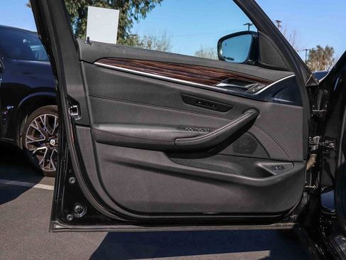 Certified 2023 BMW 530i w/ Convenience Package image 25