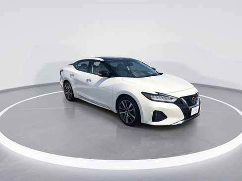 Used 2019 Nissan Maxima 3.5 SL w/ Floor Mat Group FWD image 2
