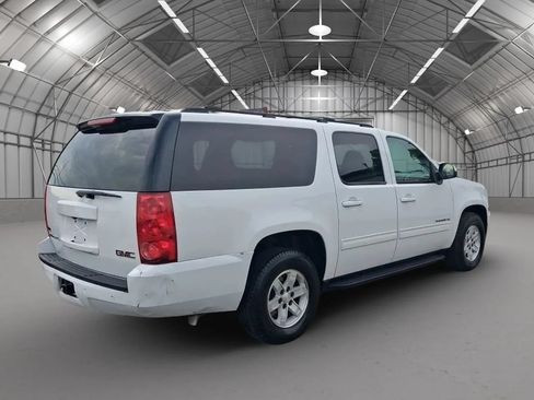 Used 2010 GMC Yukon XL SLE w/ SLE-2 Equipment Package RWD image 6
