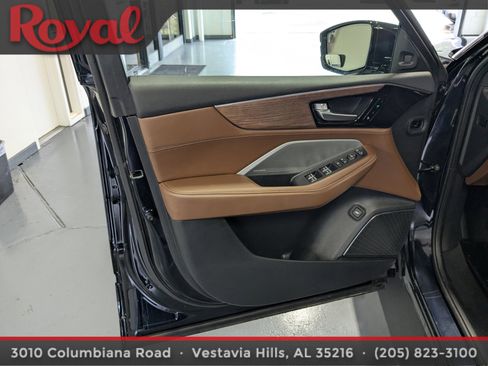 Used 2025 Acura MDX SH-AWD w/ Advance Package image 18