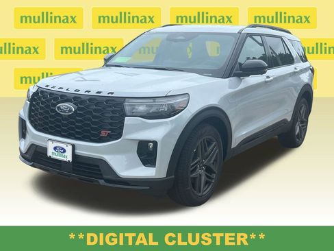 New 2026 Ford Explorer ST AWD/4WD image 13