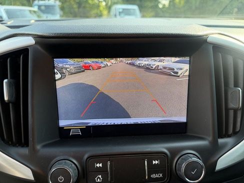 Used 2020 GMC Terrain SLT w/ Preferred Package AWD/4WD image 19