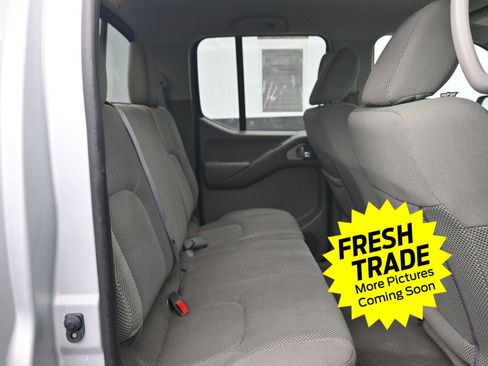 Used 2016 Nissan Frontier SV w/ SV Value Truck Package image 8