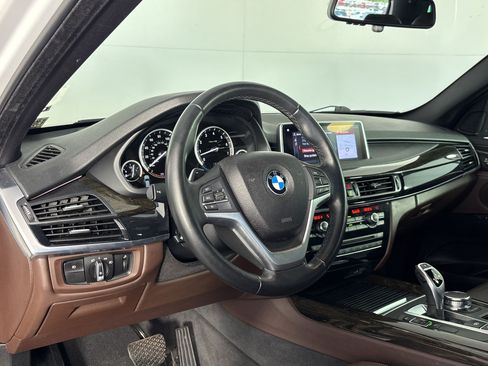 Used 2018 BMW X5 sDrive35i RWD image 4