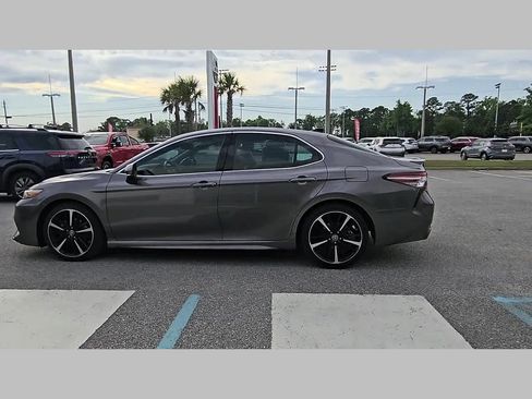 Used 2019 Toyota Camry XSE FWD image 26