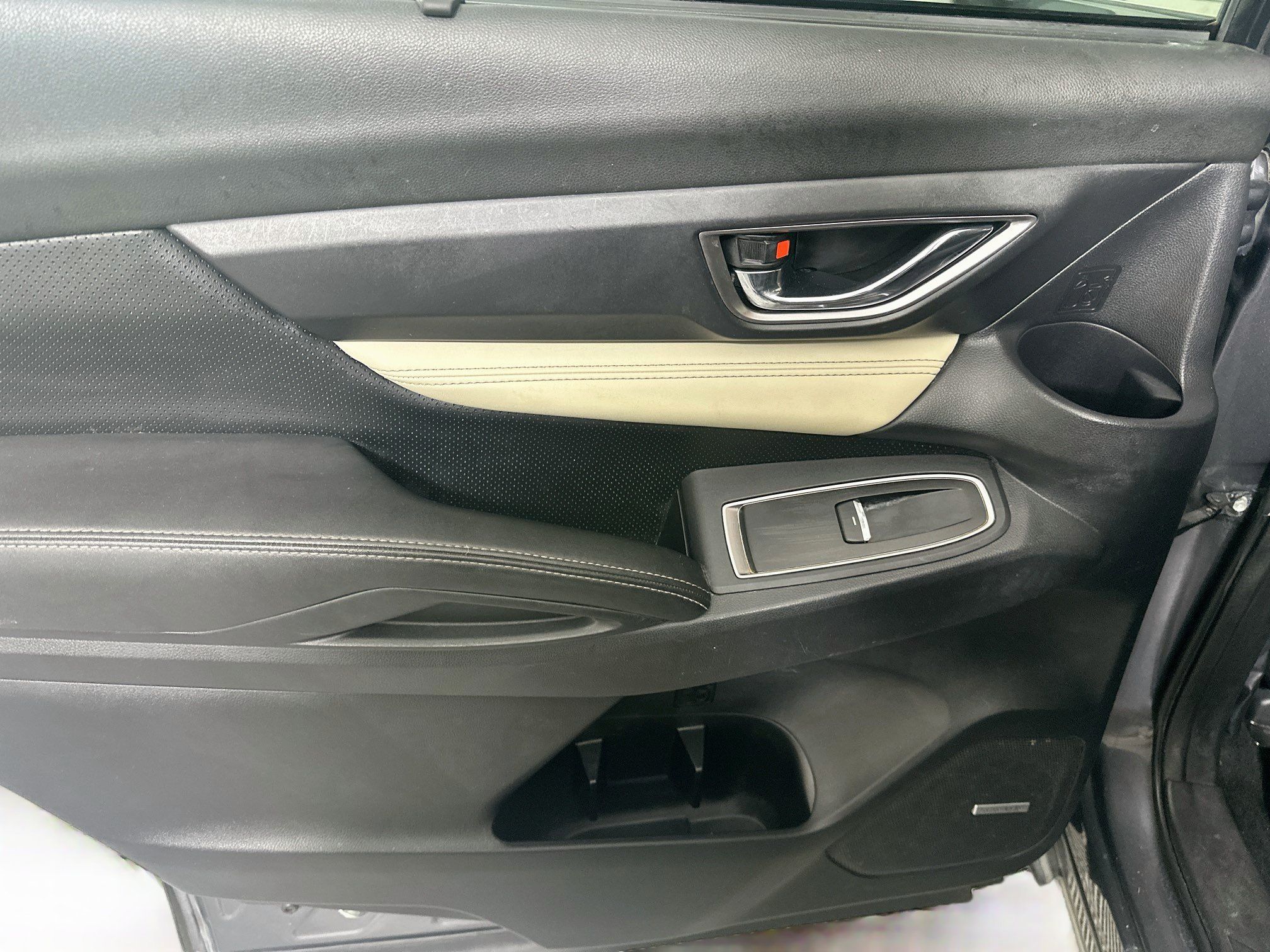Used 2019 Subaru Ascent Limited w/ Popular Package #2 AWD/4WD image 25