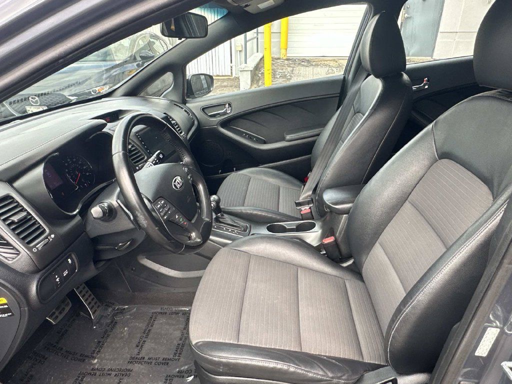 Used 2016 Kia Forte SX FWD image 26