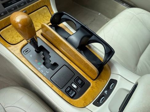 Used 2003 Lexus SC 430 Convertible RWD image 30