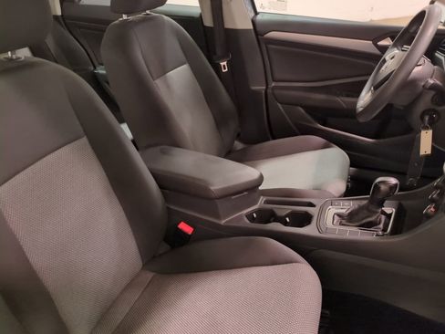 Used 2021 Volkswagen Jetta S image 10