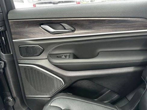 New 2026 Jeep Grand Cherokee L Limited image 41