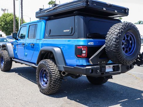 Used 2021 Jeep Gladiator Rubicon AWD/4WD image 16