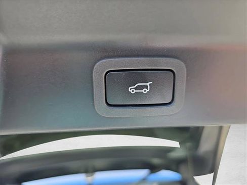 Used 2020 Jaguar F-PACE Checkered Flag AWD/4WD image 13