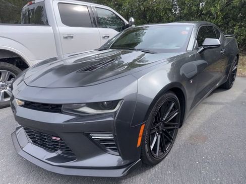 Used 2017 Chevrolet Camaro SS image 1