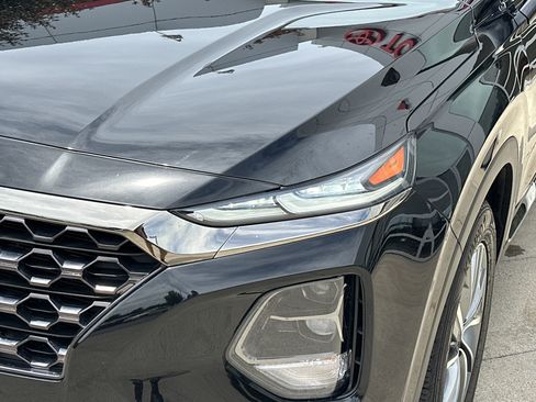 Used 2019 Hyundai Santa Fe Limited FWD image 11