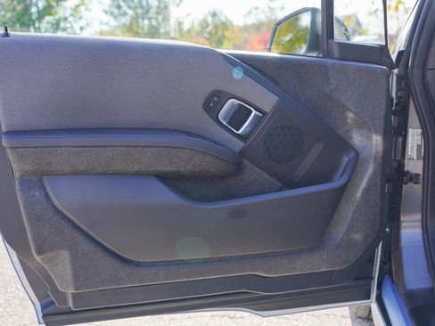 Used 2021 BMW i3 image 12