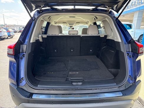Used 2021 Nissan Rogue SV image 27
