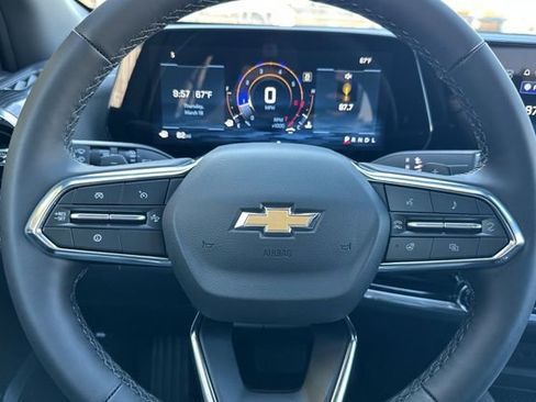New 2026 Chevrolet Equinox LT FWD image 30
