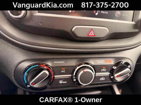 Certified 2025 Kia Soul LX image 22