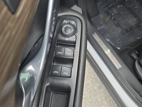 Certified 2022 GMC Terrain Denali AWD/4WD image 16