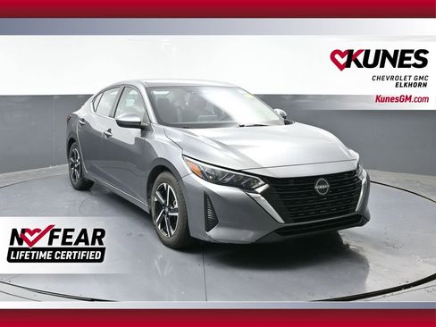 Used 2024 Nissan Sentra SV image 1