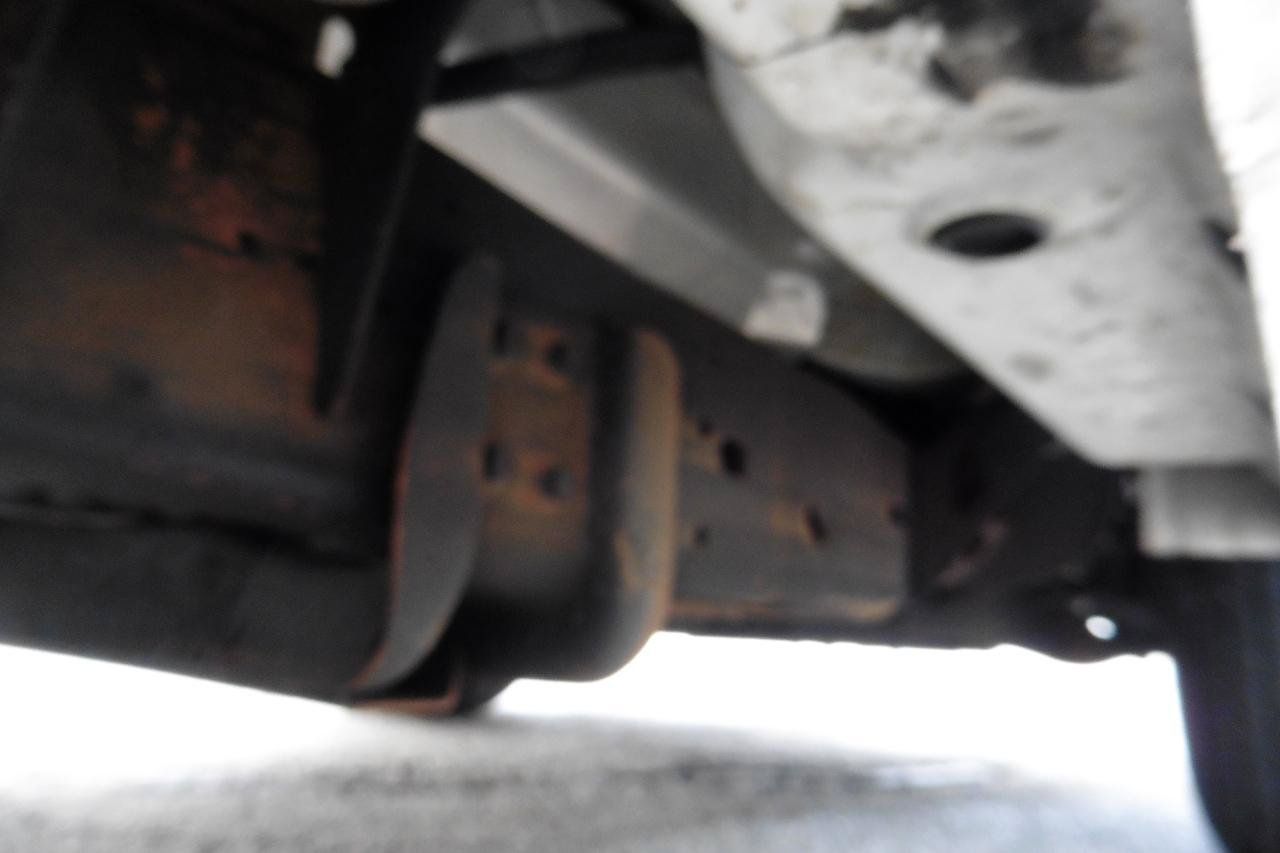 Used 2018 Chevrolet Express 3500 RWD image 13