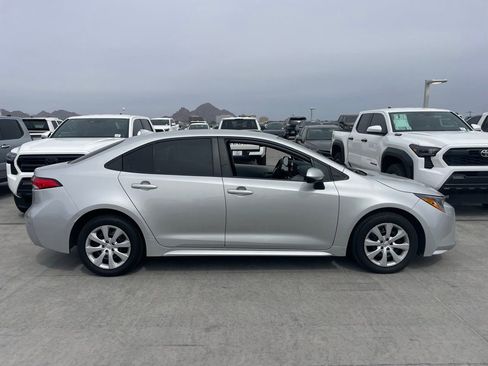 Used 2024 Toyota Corolla LE FWD image 3