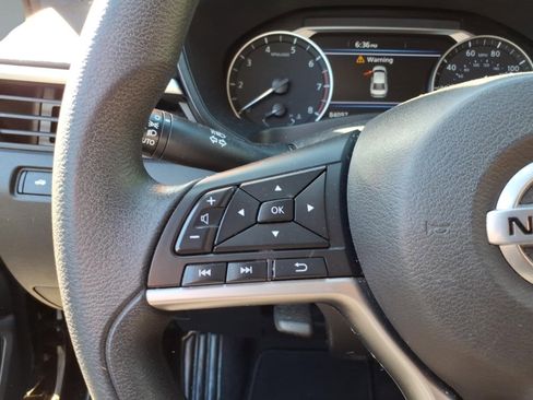 Used 2020 Nissan Altima 2.5 S AWD/4WD image 13