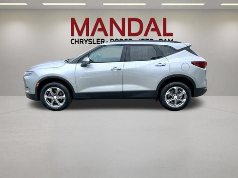 Used 2024 Chevrolet Blazer LT w/ Convenience Package FWD image 9