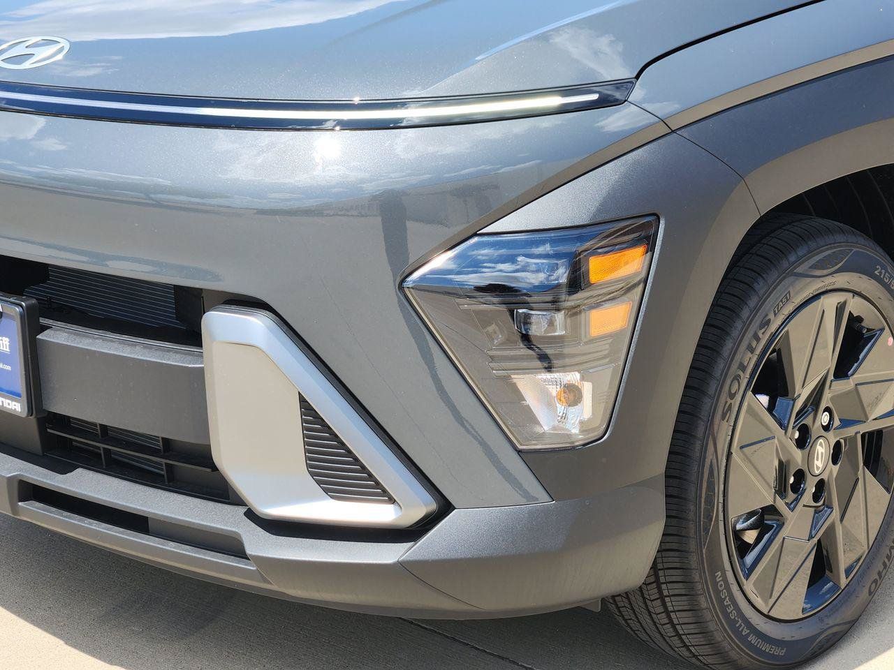 New 2027 Hyundai Kona SEL Sport FWD image 6