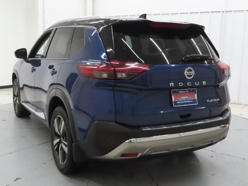Used 2021 Nissan Rogue Platinum FWD image 6