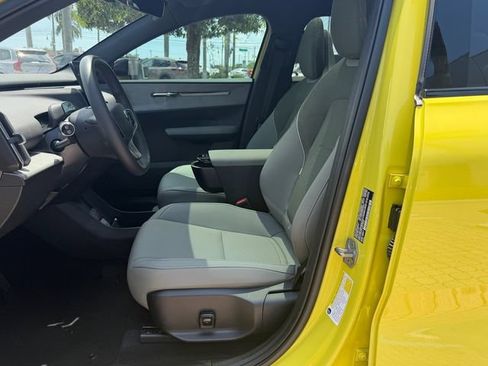 Certified 2025 Volvo EX30 Plus AWD/4WD image 12