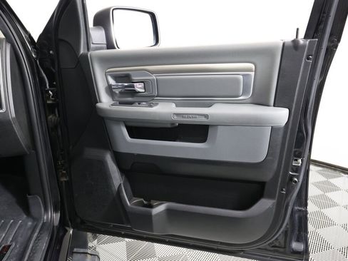 Used 2019 RAM 1500 Big Horn AWD/4WD image 26