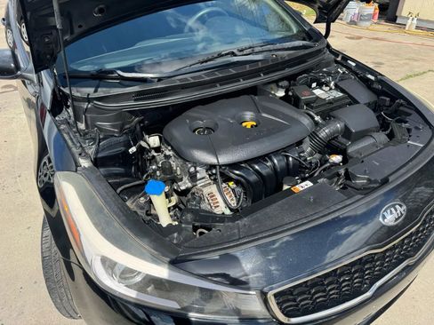 Used 2017 Kia Forte LX FWD image 12
