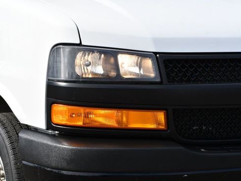 Used 2022 Chevrolet Express 3500 LS image 12