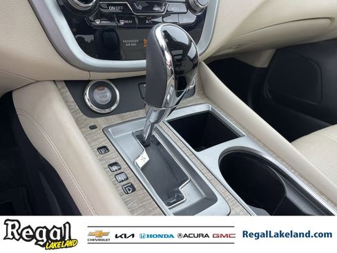 Used 2021 Nissan Murano SL w/ SL Moonroof Package image 25