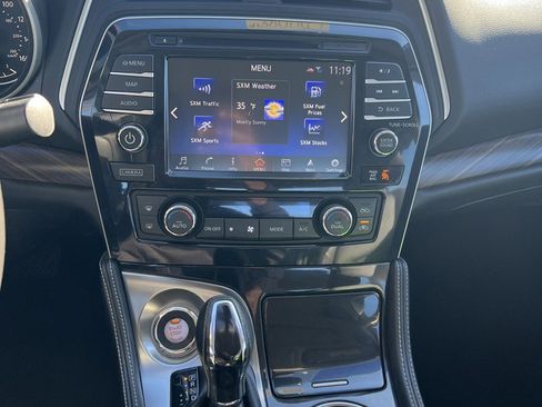 Used 2017 Nissan Maxima Platinum w/ Medallion Package image 20