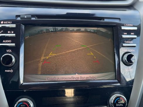 Used 2020 Nissan Murano SV image 19