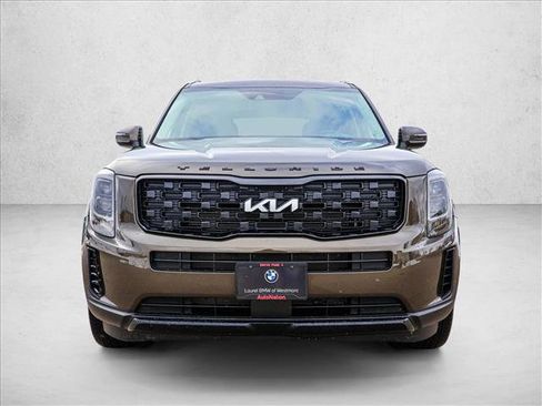 Used 2022 Kia Telluride EX w/ EX Premium Package image 2