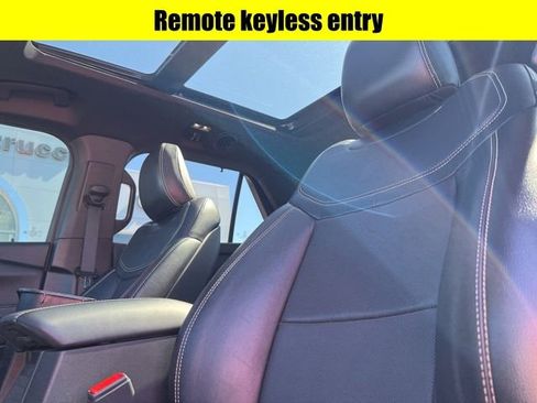 Used 2020 Ford Explorer ST w/ ST Street Pack image 15